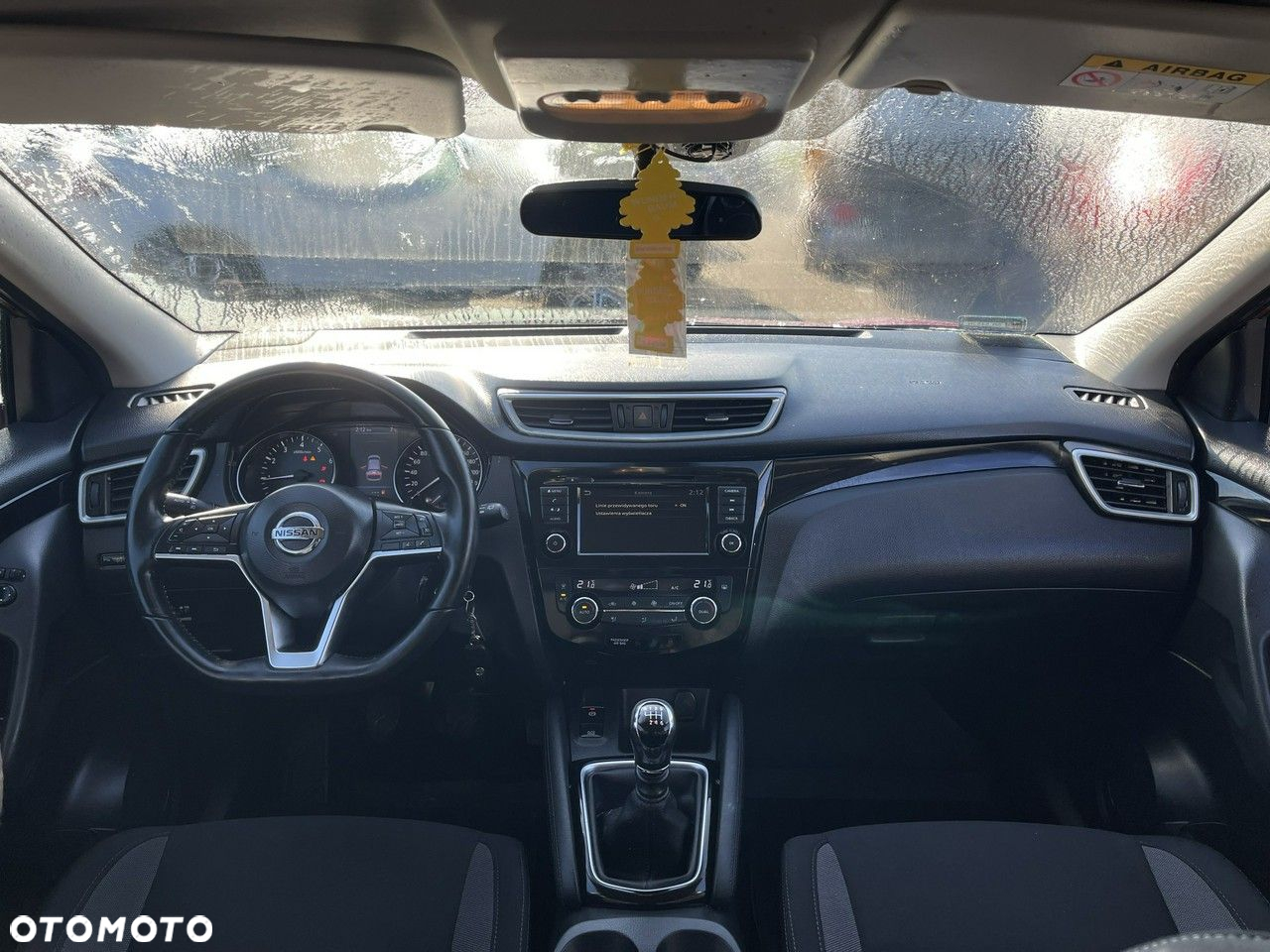 Nissan Qashqai 1.3 DIG-T AKARI - 8