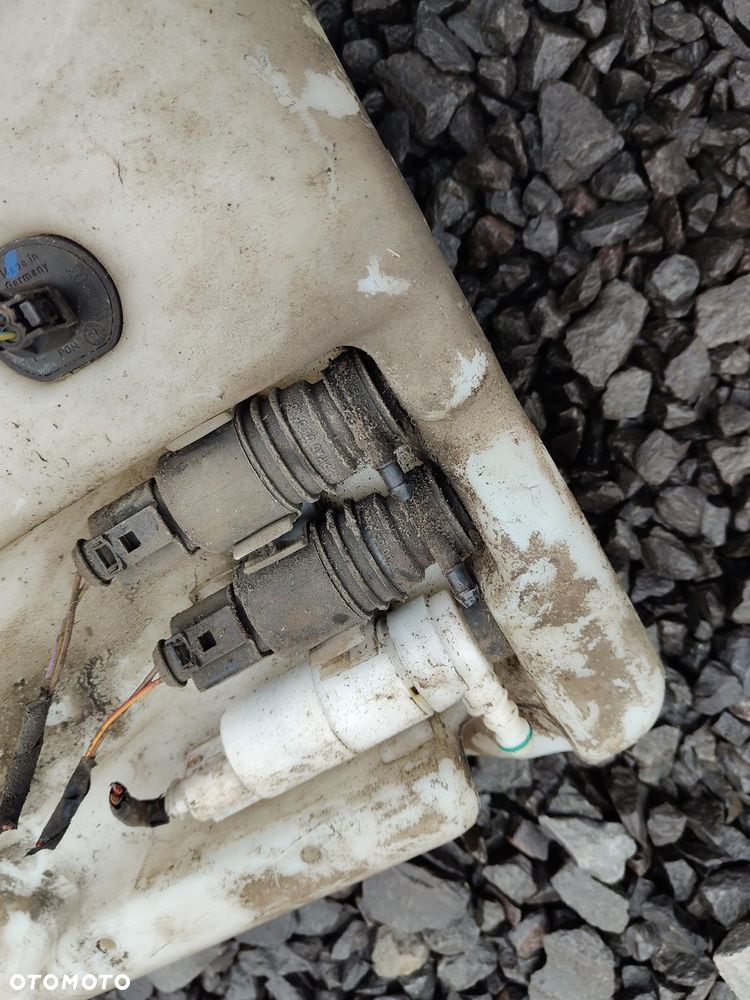 MERCEDES W203 Kombi Xenon Zbiorniczek Spryskiwaczy 3 pompki - 3