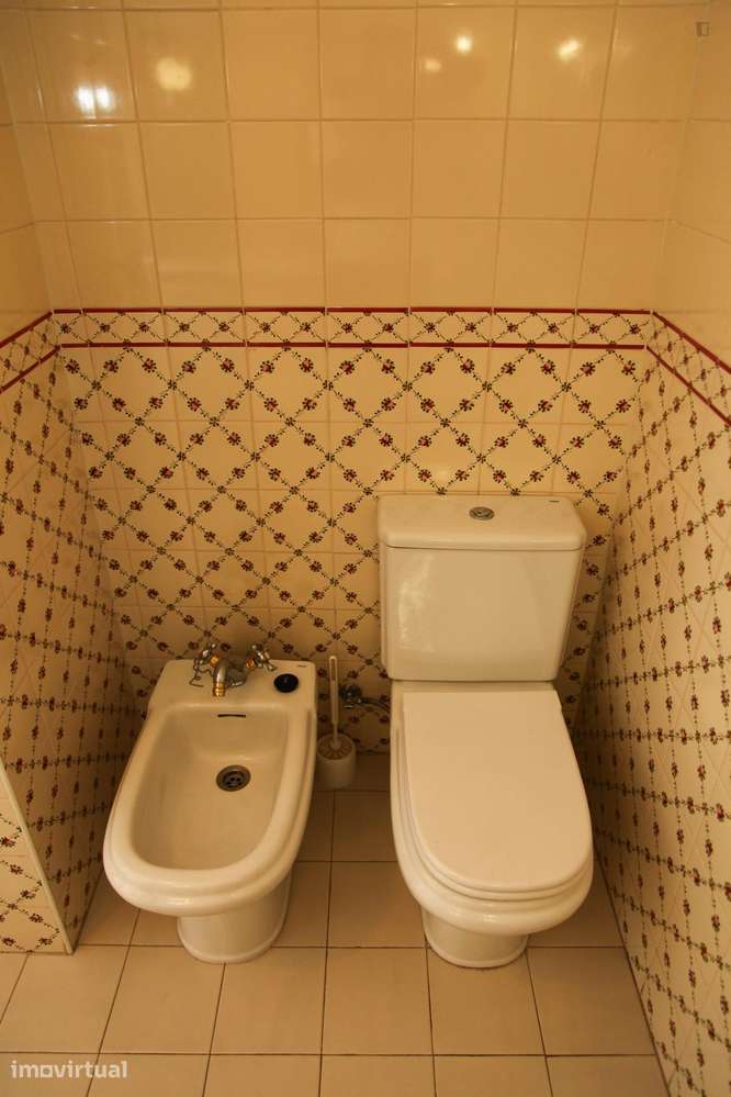 Quarto - localizado em Olivais Coimbra - Grande imagem: 4/43