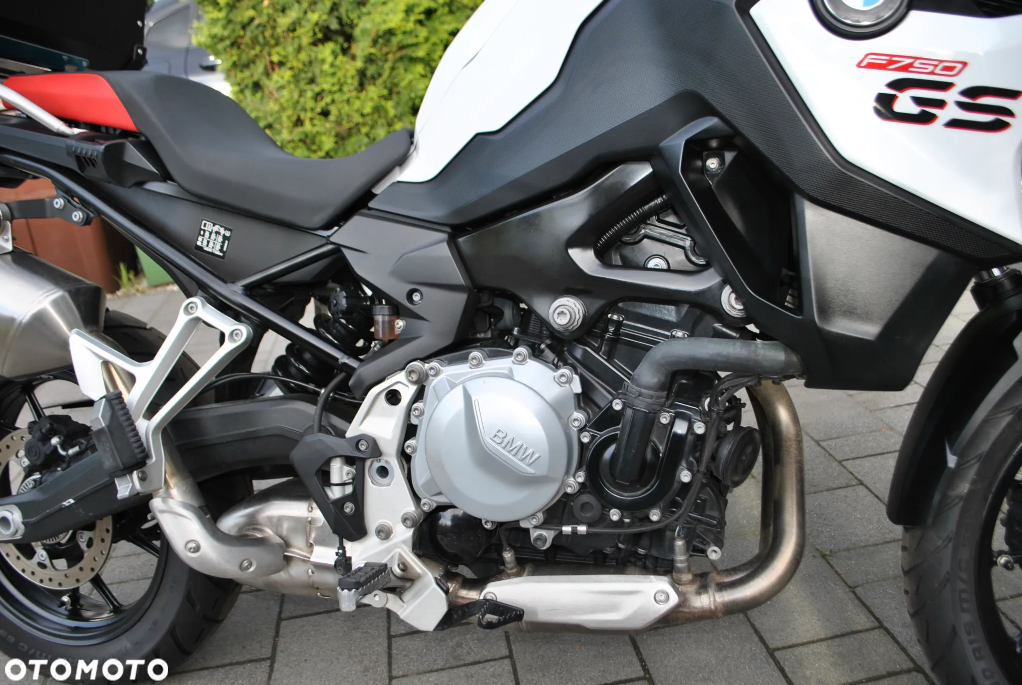 BMW F - 3