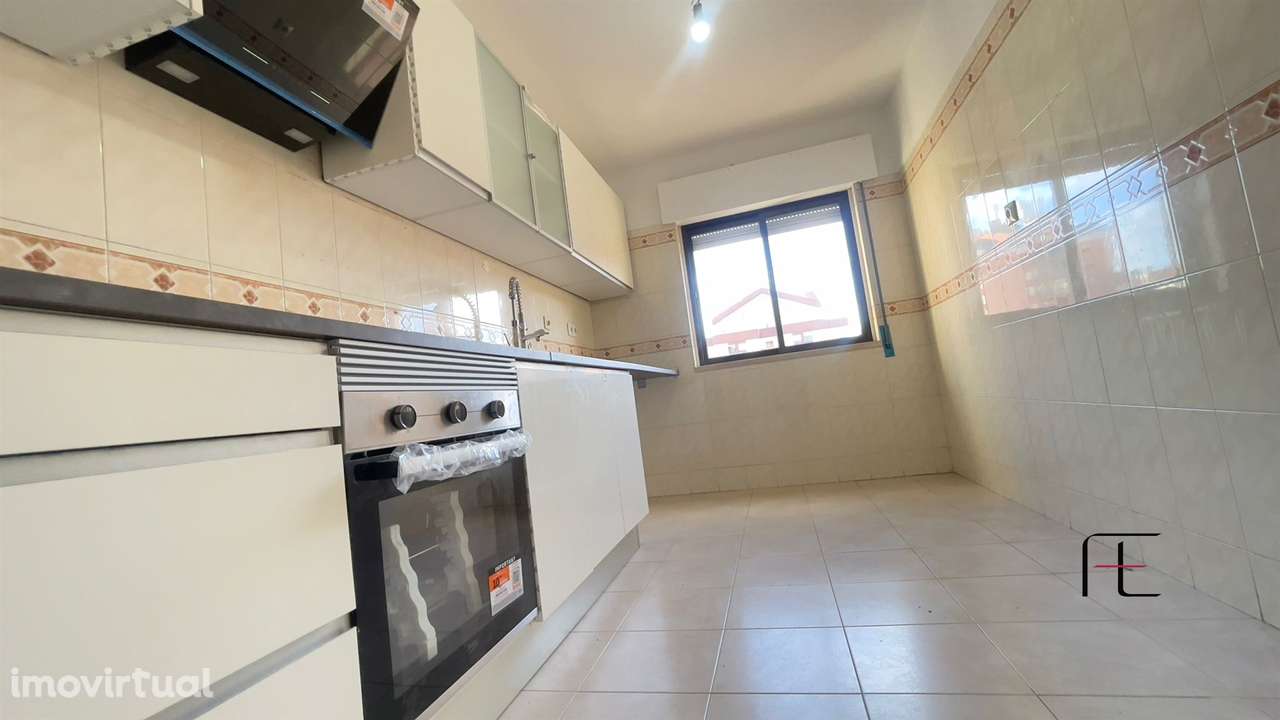 Apartamento T2 Venda em Algueirão-Mem Martins,Sintra - Grande imagem: 3/38