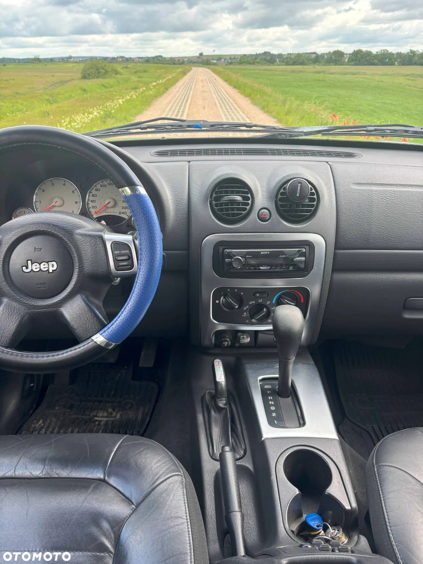 Jeep Cherokee 3.7 Limited - 16