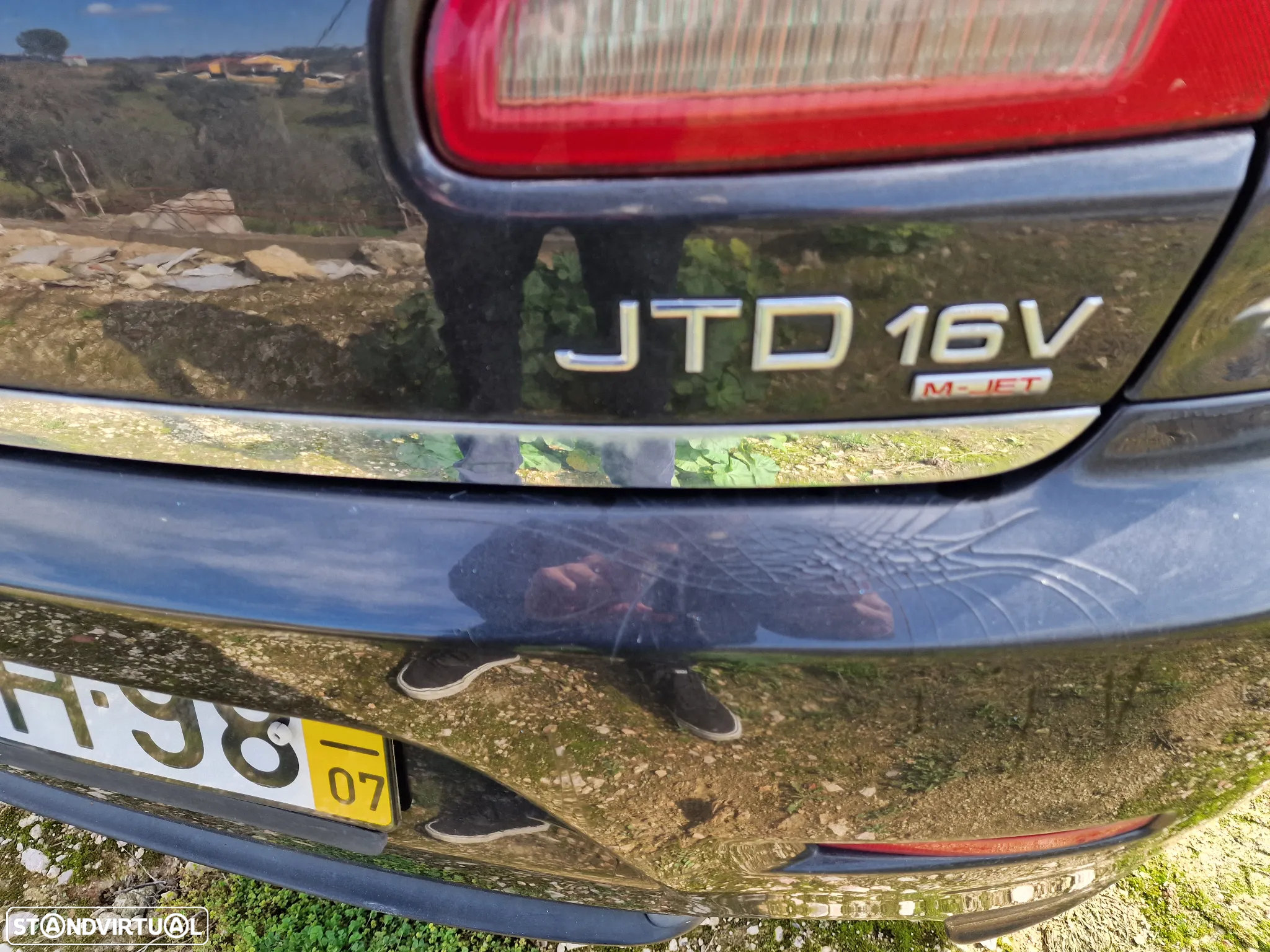 Alfa Romeo 147 1.9 JTD 16V Executive - 11
