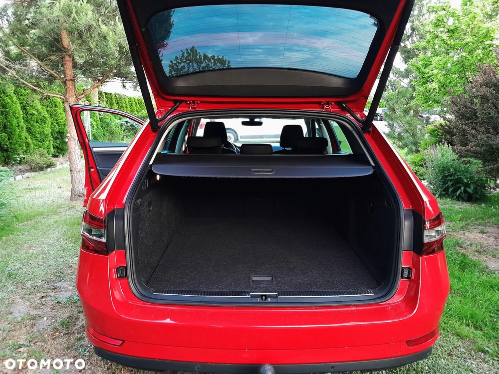 Skoda Superb 2.0 TDI 4x4 Premium Edition - 29