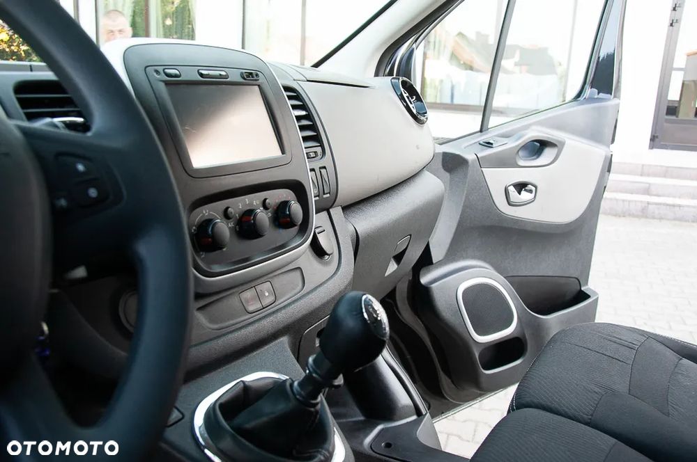 Renault Trafic - 28