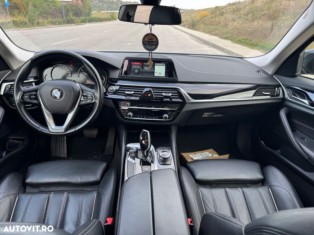 BMW Seria 5 525d Aut. Sport Line - 11