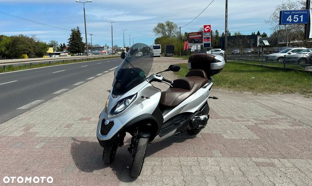 Piaggio MP-3 - 3