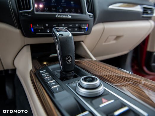 Maserati Levante S Q4 GranLusso - 34