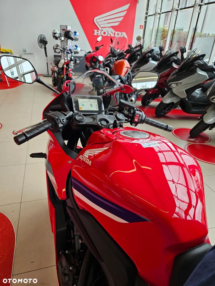 Honda CBR - 16