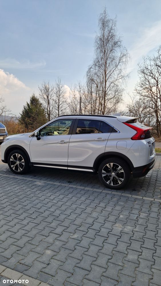 Mitsubishi Eclipse Cross - 4