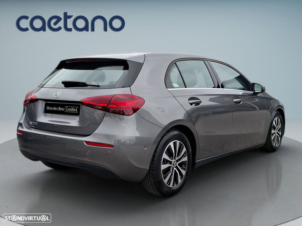 Mercedes-Benz A 200 - 8