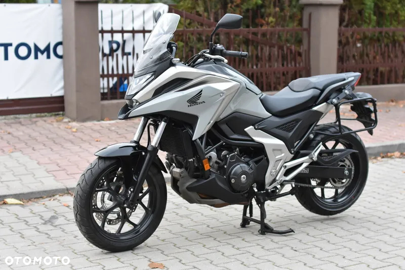 Honda NC - 20