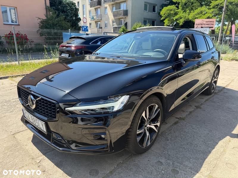 Volvo V60 B4 B Ultra Dark - 2