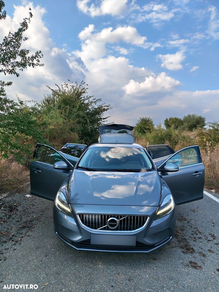 VOLVO V40 2017 — imagine 22