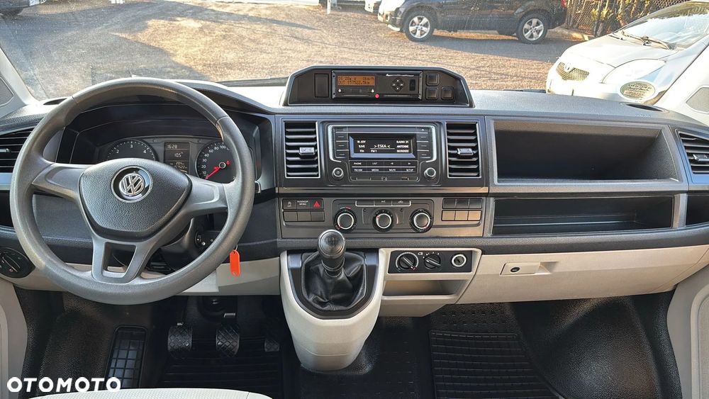 Volkswagen Transporter T6 - 14