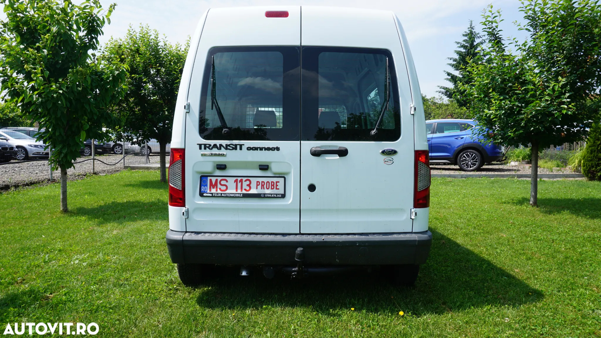 Ford Transit Connect - 4