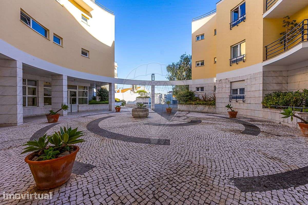 Apartamento T2 para arrendamento - Grande imagem: 2/17