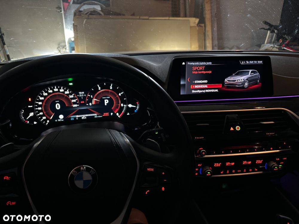 BMW Seria 5 520d Sport Line sport - 15