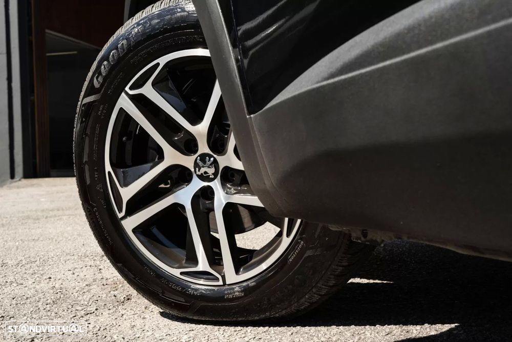 Peugeot 5008 1.2 PureTech Allure Pack EAT8 - 10