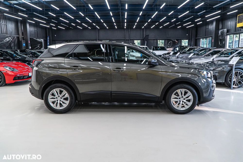 Peugeot 3008 1.2 PureTech Turbo S&S Allure - 20