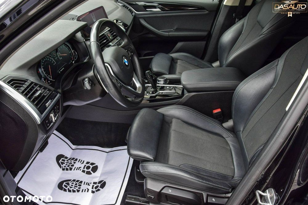 BMW X4 xDrive20i GPF Business Edition sport - 18