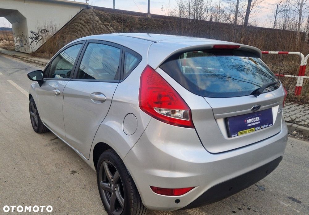 Ford Fiesta - 6