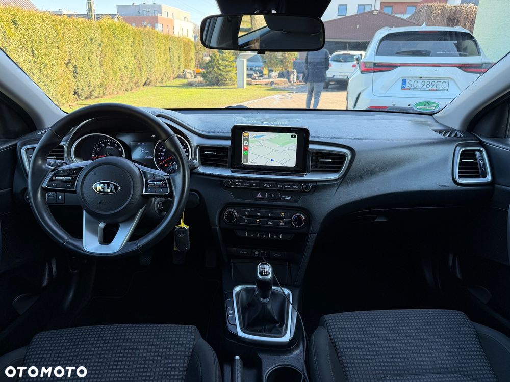 Kia Ceed 1.4 L Business Line Plus - 16