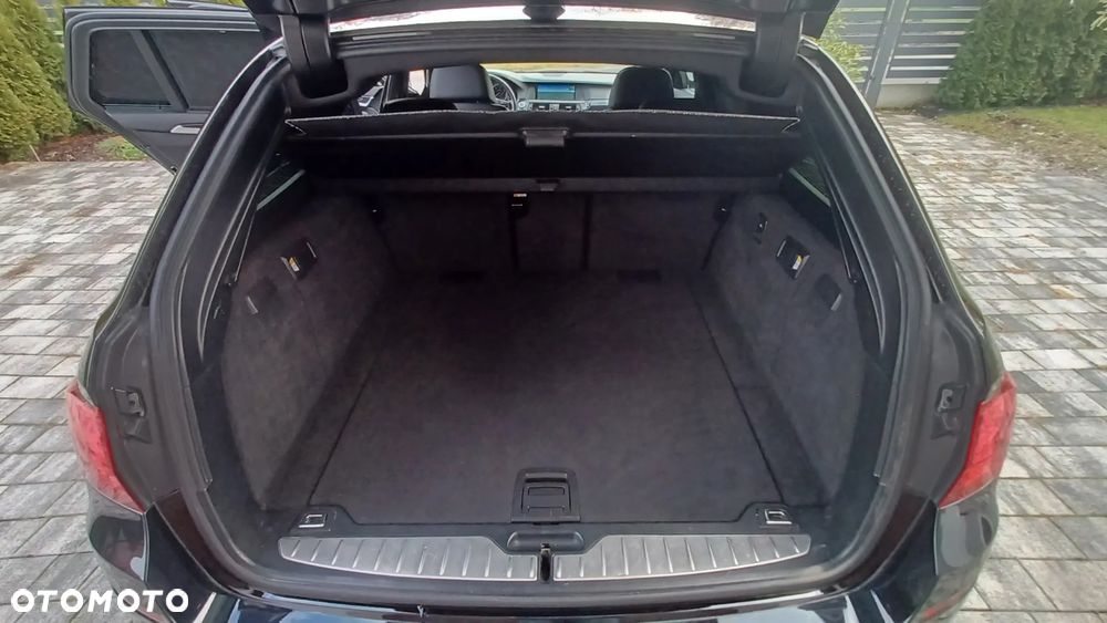 BMW Seria 5 520d - 12