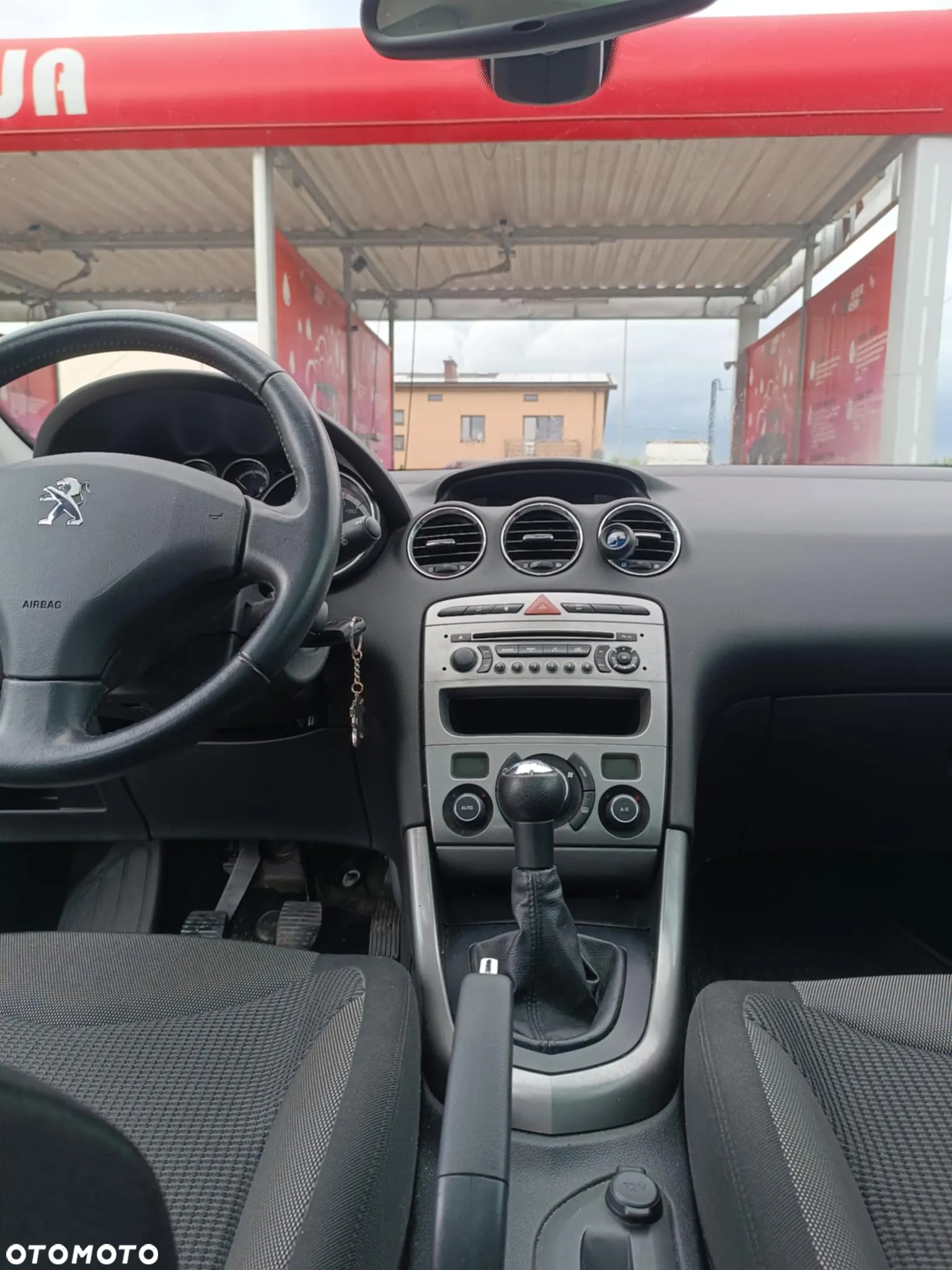 Peugeot 308 1.6 Premium - 18