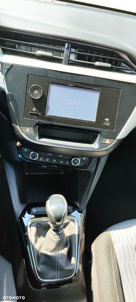 Opel Corsa 1.5 D Business S&S - 24