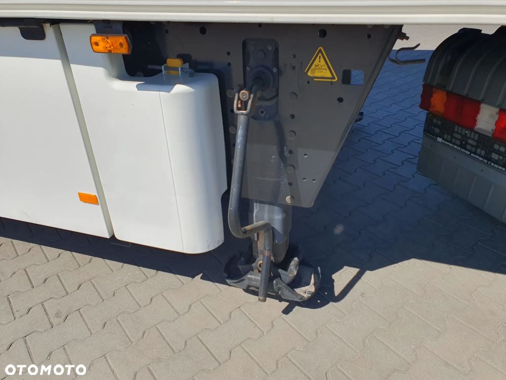 Schmitz Cargobull SKO 24 Doppelstock Agregat Schmitz - 10