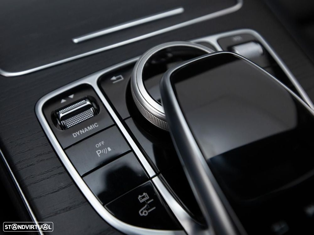 Mercedes-Benz C 300 de T 9G-TRONIC AMG Line - 24