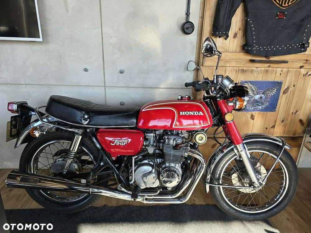 Honda CB - 1