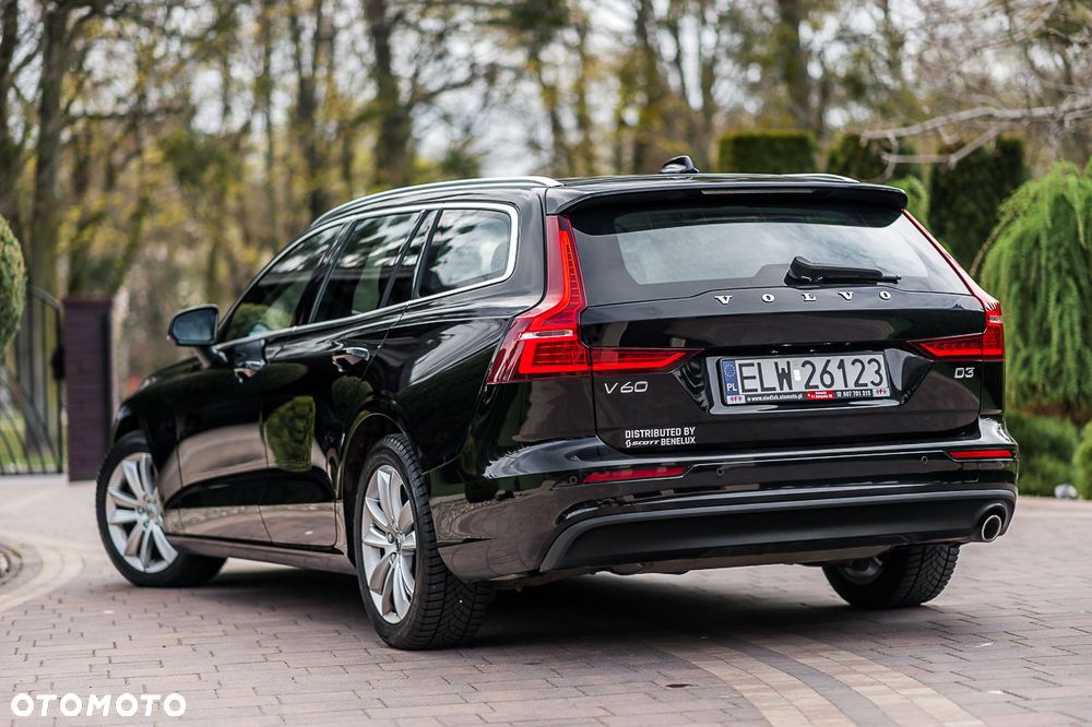 Volvo V60 D3 Drive-E Momentum - 5