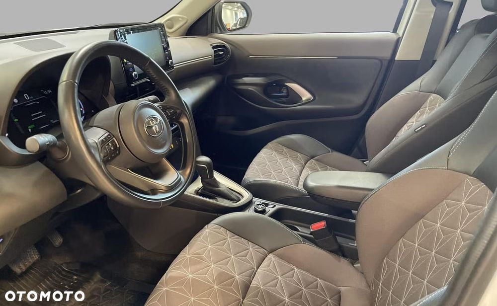 Toyota Yaris Cross - 20