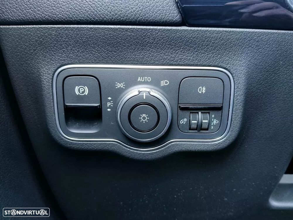 Mercedes-Benz B 250 e 8G-DCT Style - 16