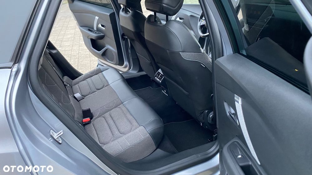 Citroën C4 BlueHDi 130 Stop&Start EAT8 MAX - 23