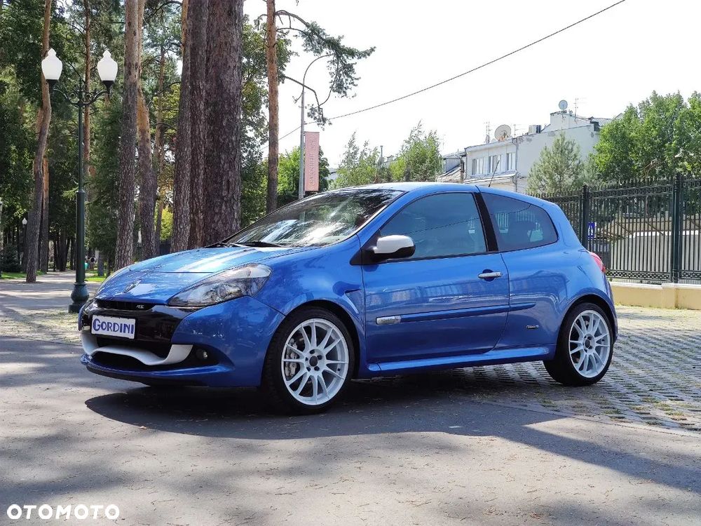 Renault Clio - 22