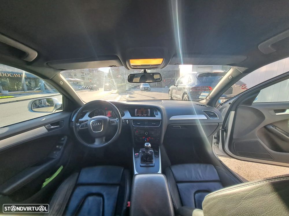 Audi A4 Avant 2.0 TDi Exclusive - 28