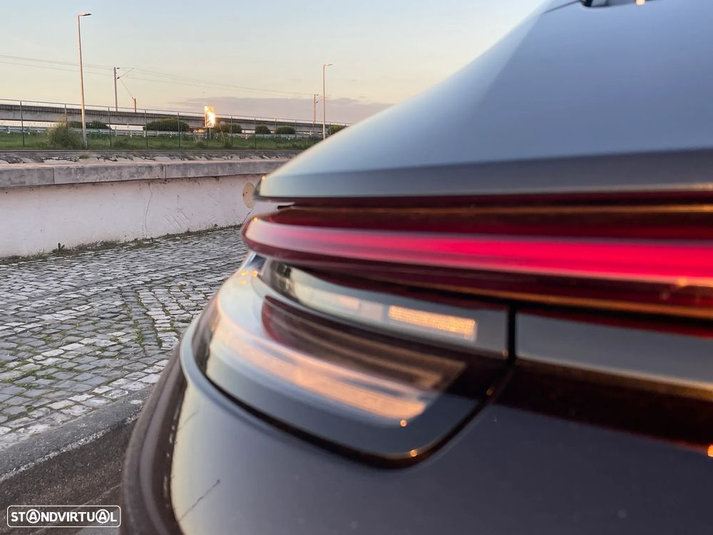 Porsche 911 (992) Carrera 4S PDK - 35