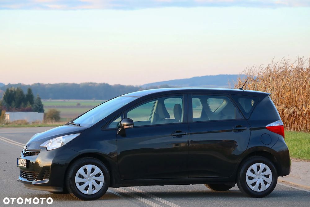Toyota Verso S 1.33 Premium - 3