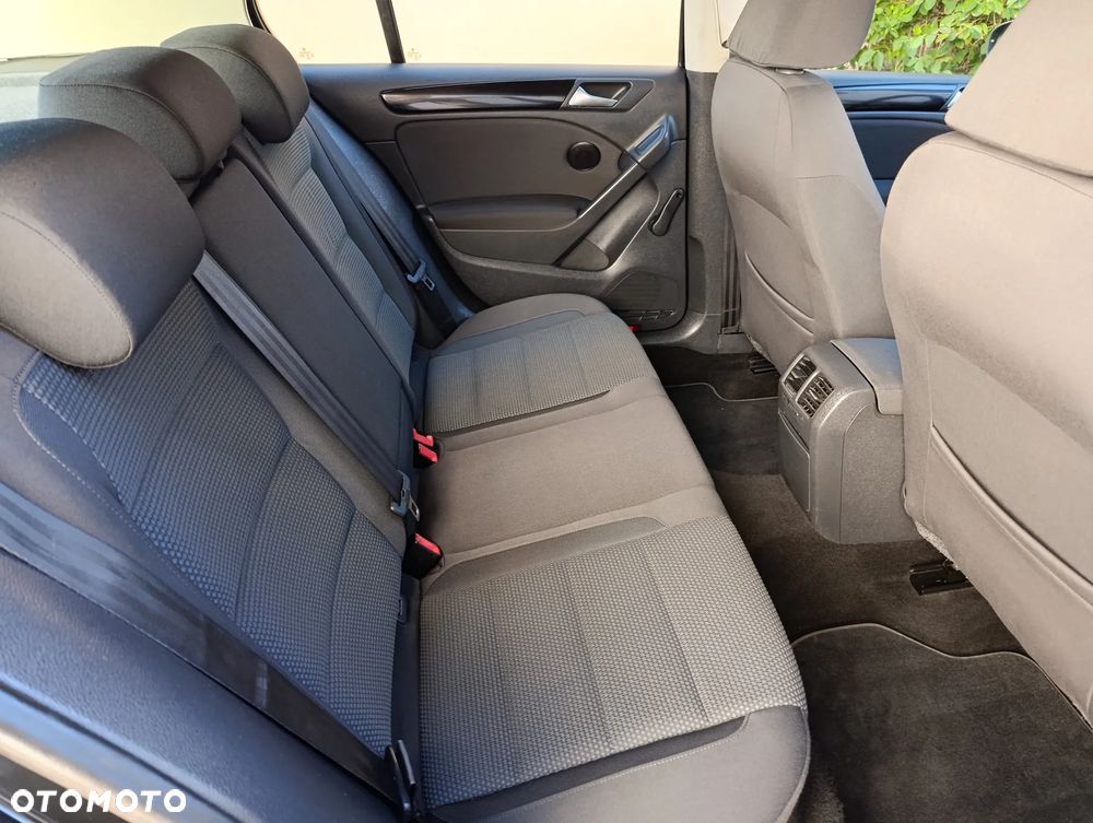 Volkswagen Golf - 7