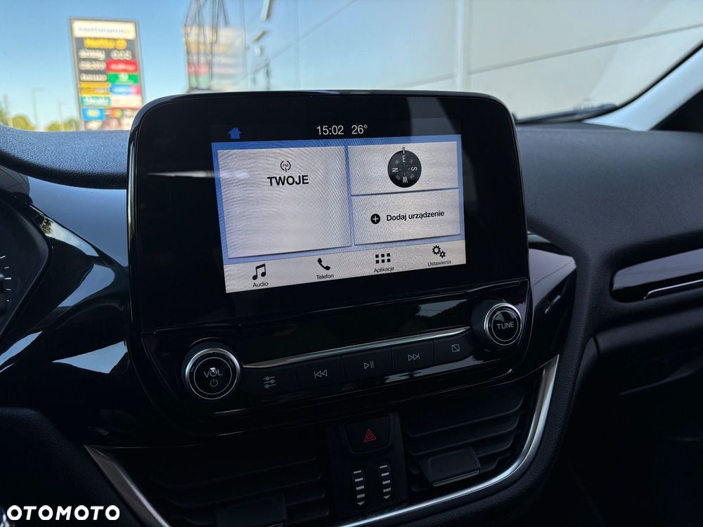 Ford Fiesta 1.1 S&S TITANIUM - 19