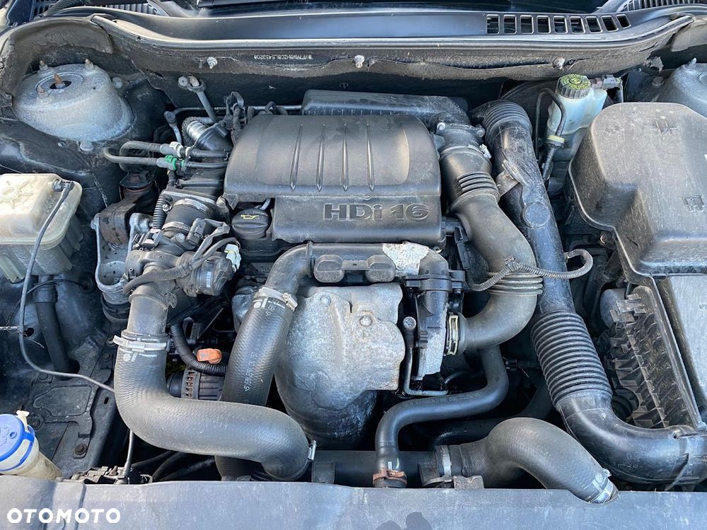 Citroën C5 1.6 HDi Attraction - 12