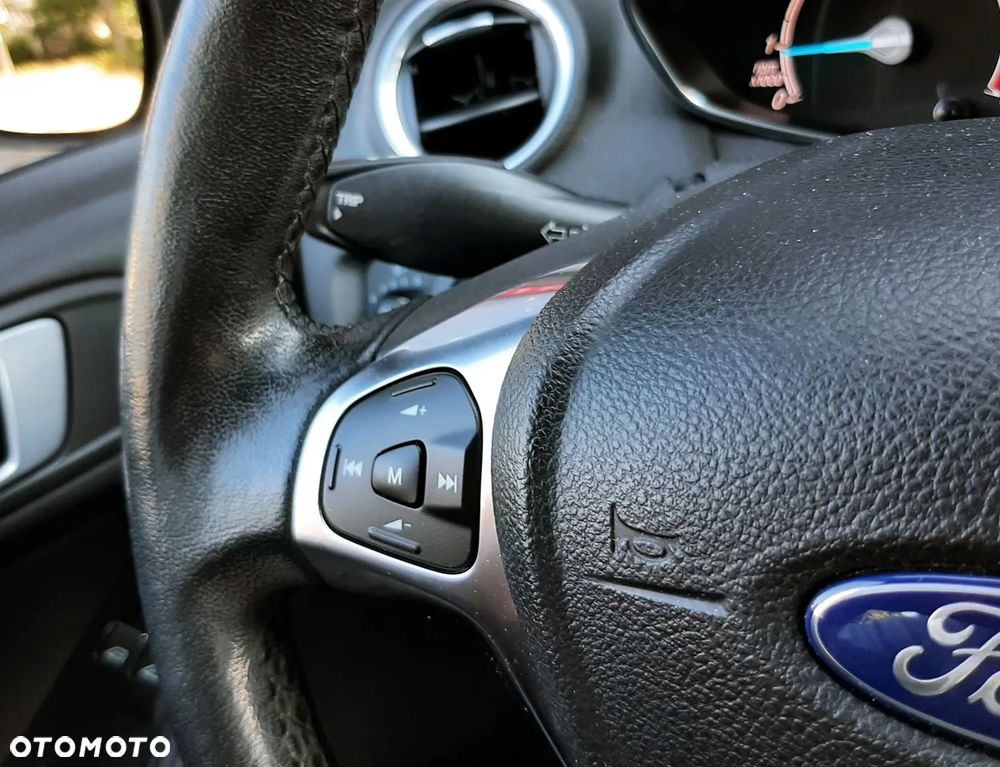 Ford Fiesta 1.4 Trend EU6 - 37