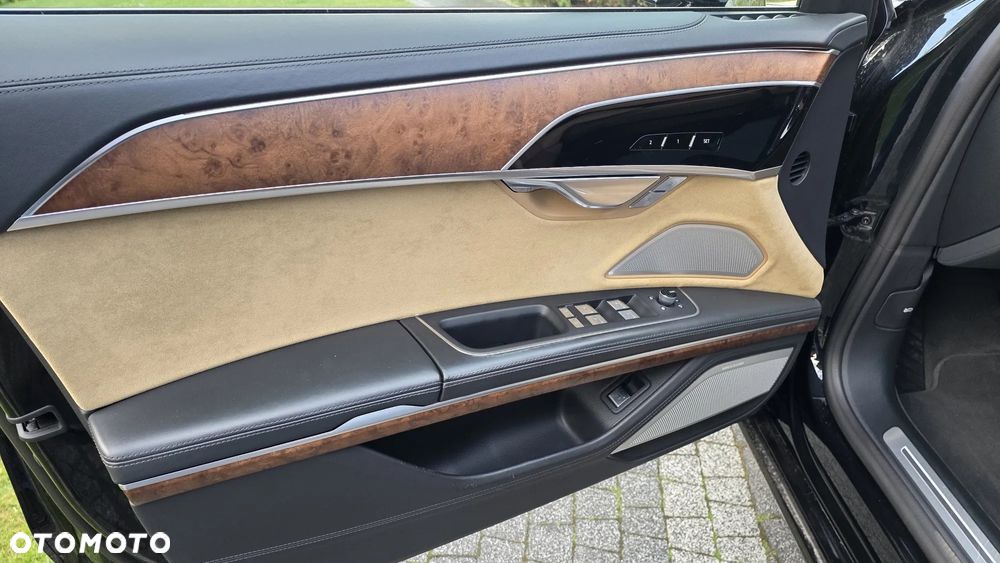 Audi A8 L 55 TFSI mHEV Quattro Tiptr - 23