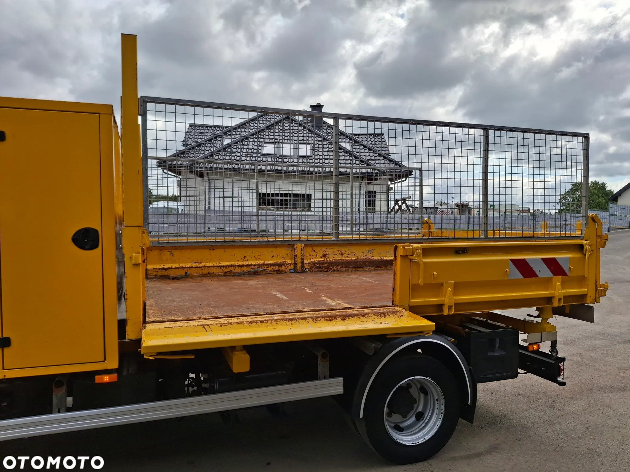 Renault D7.5 Wywrotka Kipper 3 Strony Hak Euro 6 2015r 3 Miejsca Skrzynia Dzielone Burty Bliźniak 7500 KG - 12