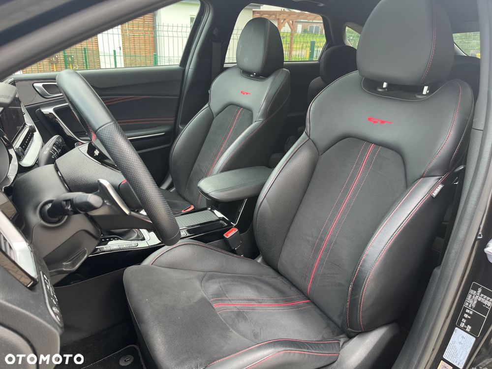 Kia ProCeed 1.6 T-GDI GT DCT - 4