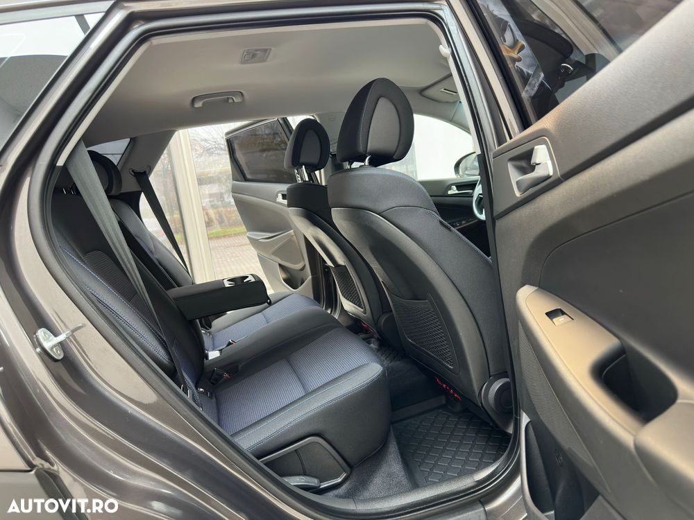 Hyundai Tucson 2.0 CRDI 4WD Automatik Premium - 9