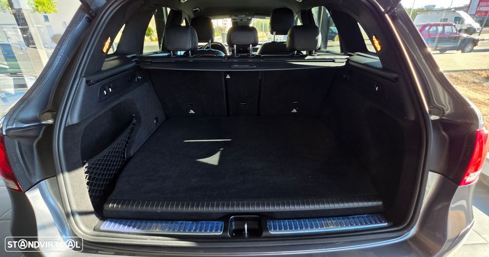 Mercedes-Benz GLC 300 - 38